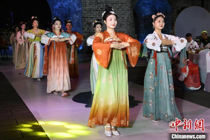 海上皇宮彩金